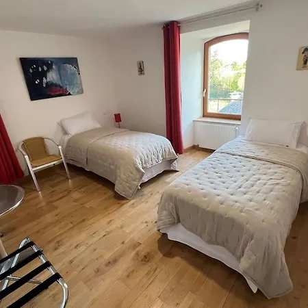 Hébergement de vacances Les Distinguées -aux Bories De Prévinquières *