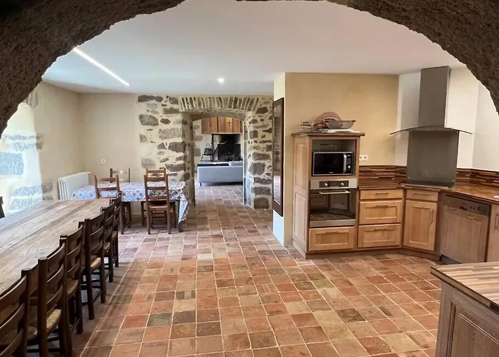 Les Distinguées -aux Bories De Prévinquières Hébergement de vacances